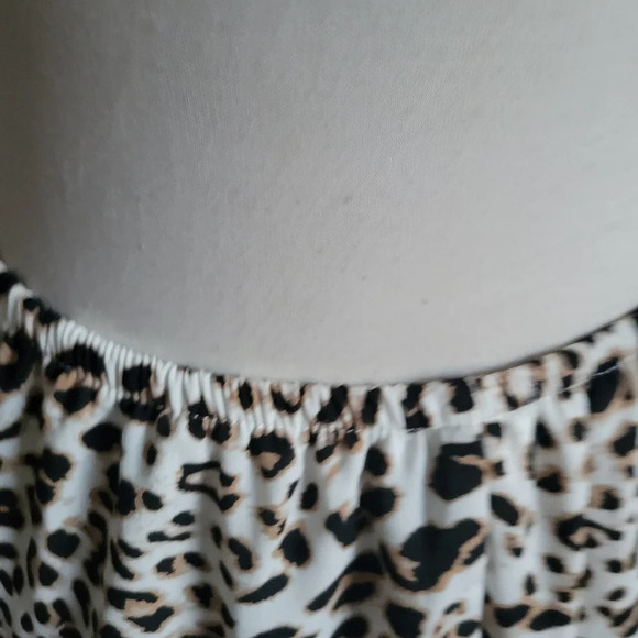 Altar'd State Cheetah Print Mini Skirt / Size Small / Animal - Picture 5 of 8